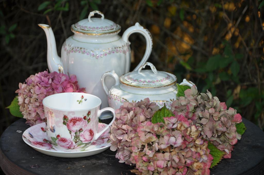 La Maison De Rose Bed & Breakfast Brossac Dış mekan fotoğraf