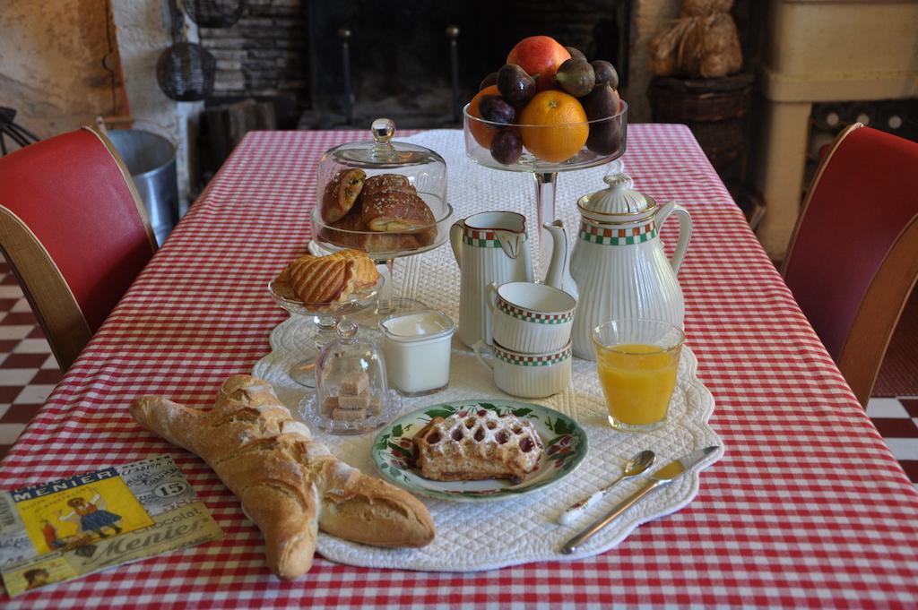 La Maison De Rose Bed & Breakfast Brossac Dış mekan fotoğraf