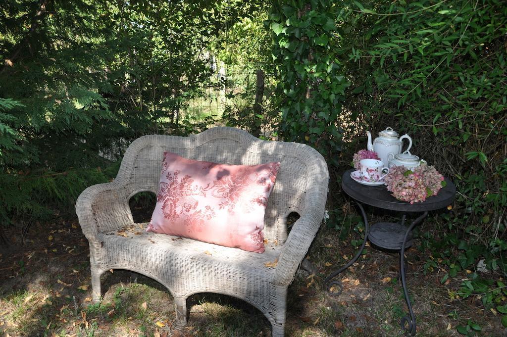 La Maison De Rose Bed & Breakfast Brossac Dış mekan fotoğraf