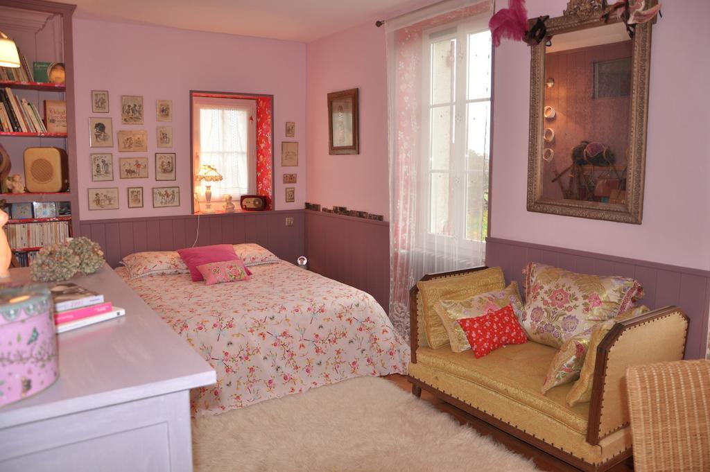 La Maison De Rose Bed & Breakfast Brossac Oda fotoğraf